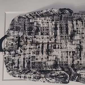 Calvin Klein XL Black and White blouse